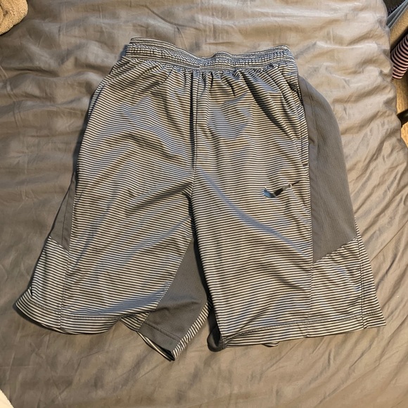 Nike Shorts - Picture 1 of 4